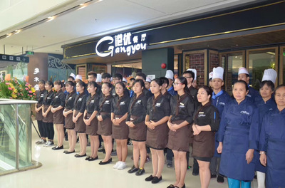 港优茶餐厅服务要点解析与住宿融合思考